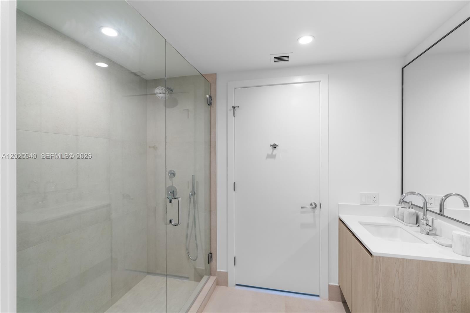 9221 E Bay Harbor Dr #408, Bay Harbor Islands FL 33154