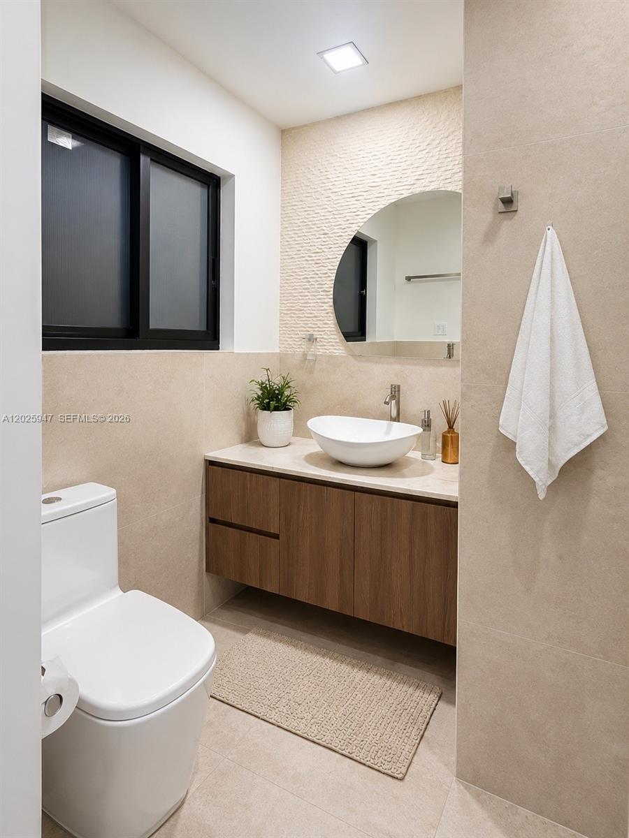 901 NW 9th Ct, Homestead FL 33030