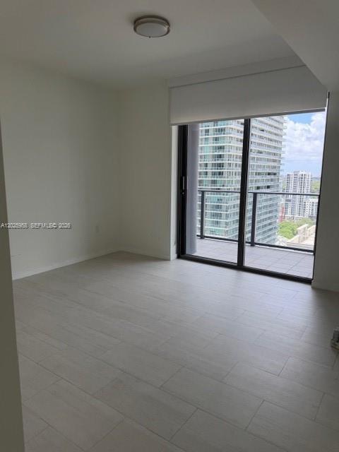 1000 Brickell Plz #2104, Miami FL 33131