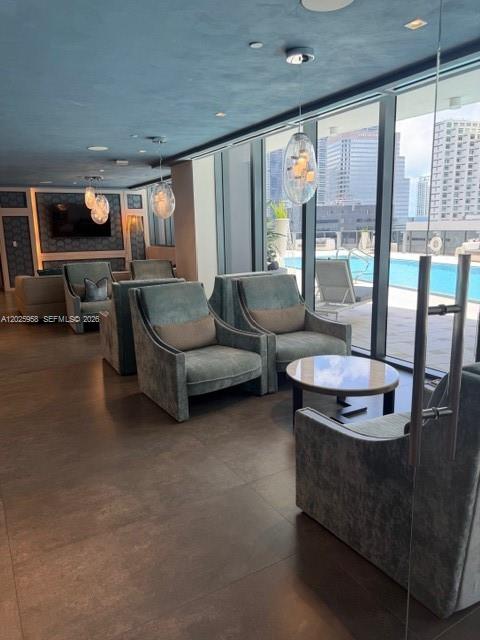 1000 Brickell Plz #2104, Miami FL 33131
