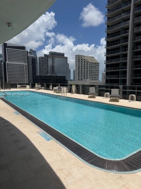 1000 Brickell Plz #2104, Miami FL 33131