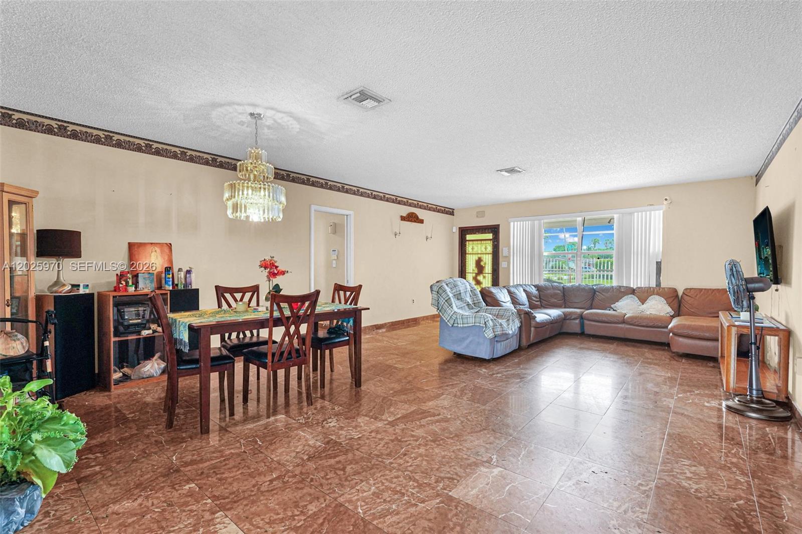 5065 SW 90th Ct, Miami FL 33165