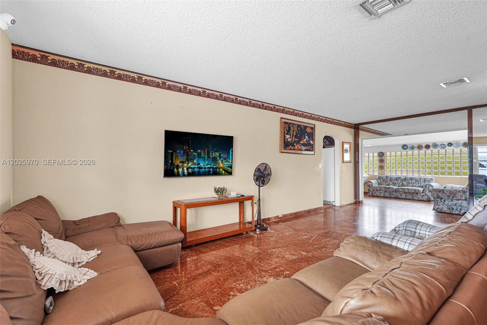 5065 SW 90th Ct, Miami FL 33165