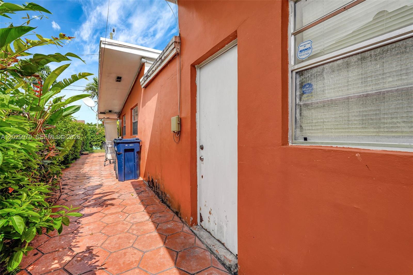 5065 SW 90th Ct, Miami FL 33165