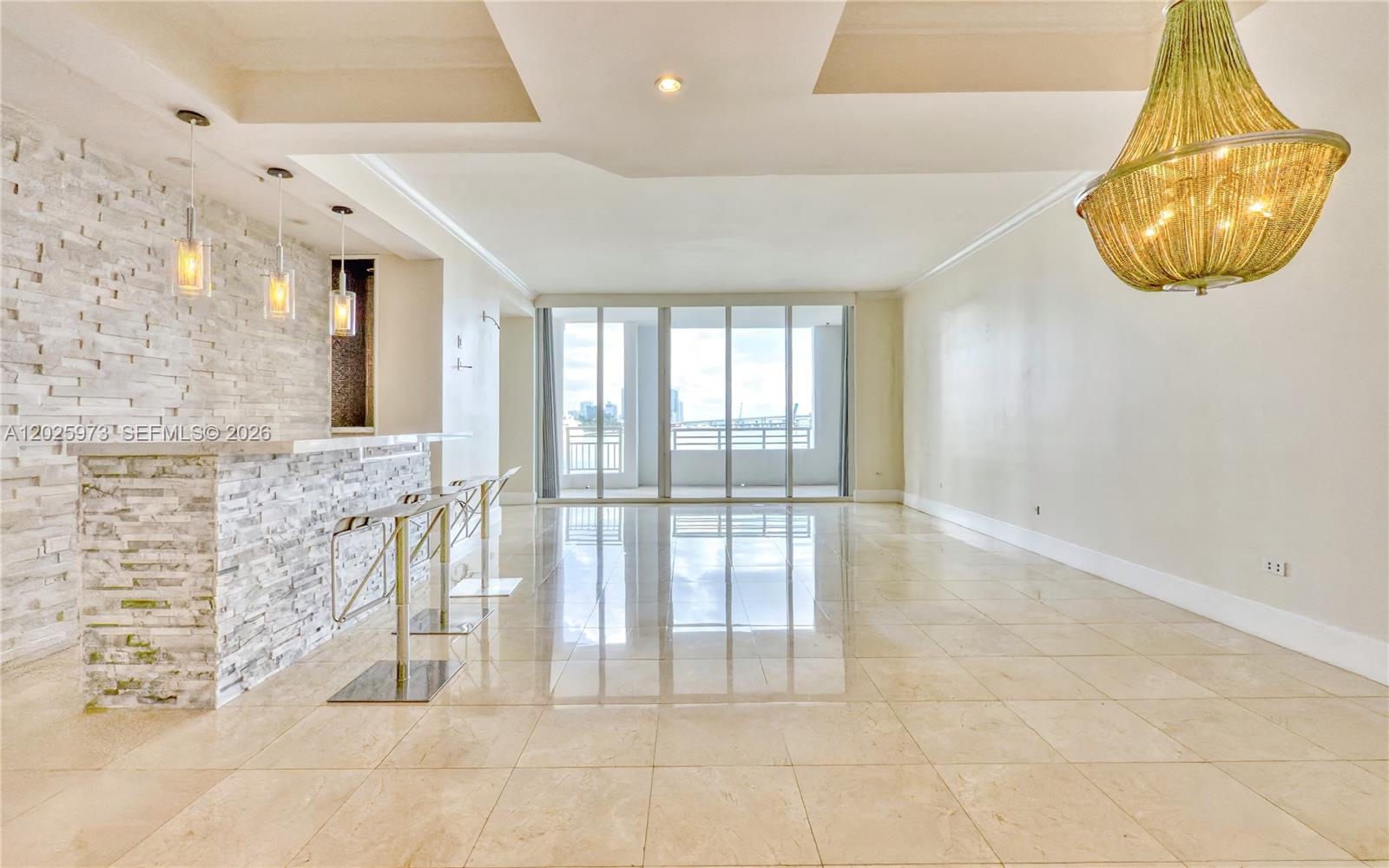 848 Brickell Key Dr #306, Miami FL 33131