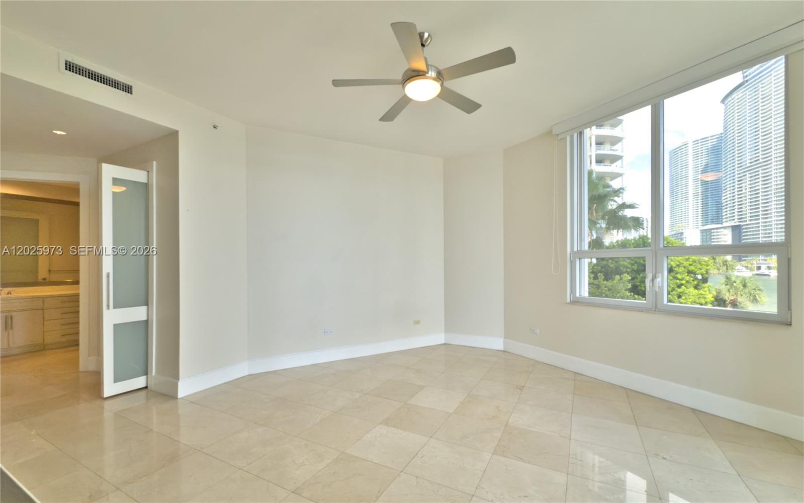 848 Brickell Key Dr #306, Miami FL 33131