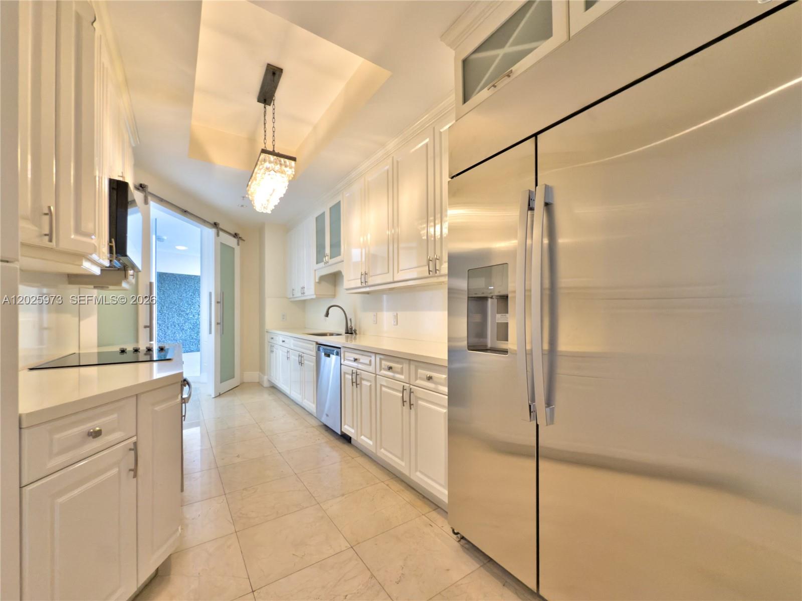 848 Brickell Key Dr #306, Miami FL 33131