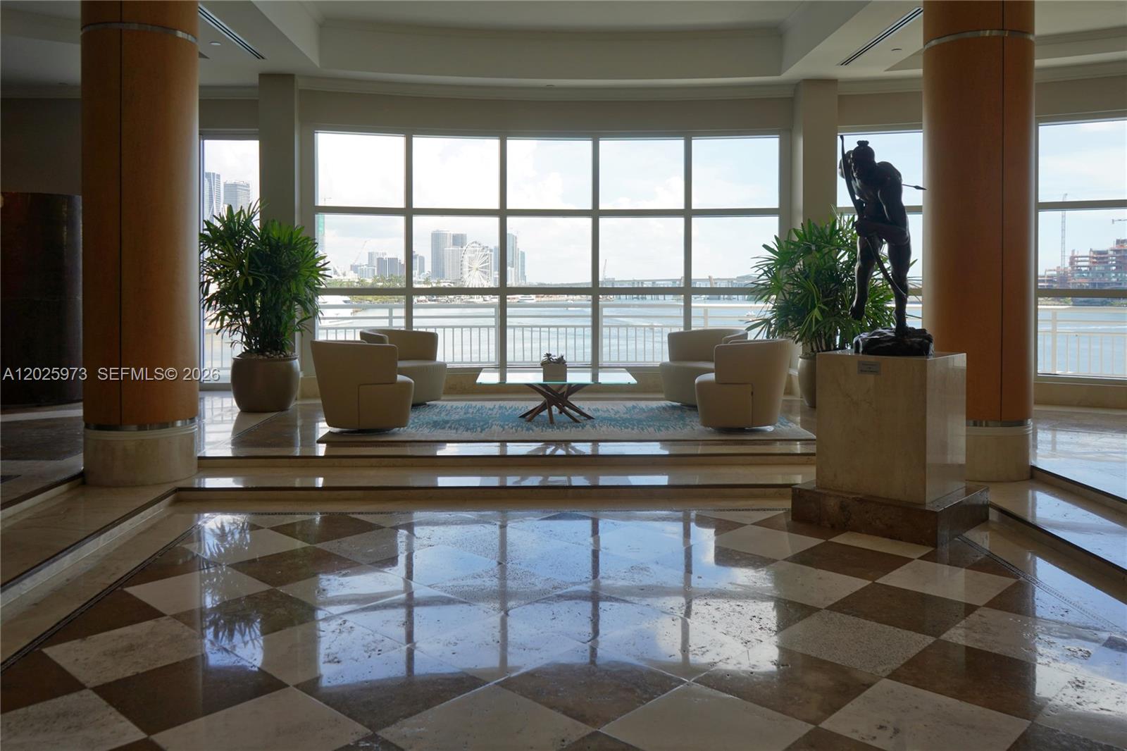 848 Brickell Key Dr #306, Miami FL 33131