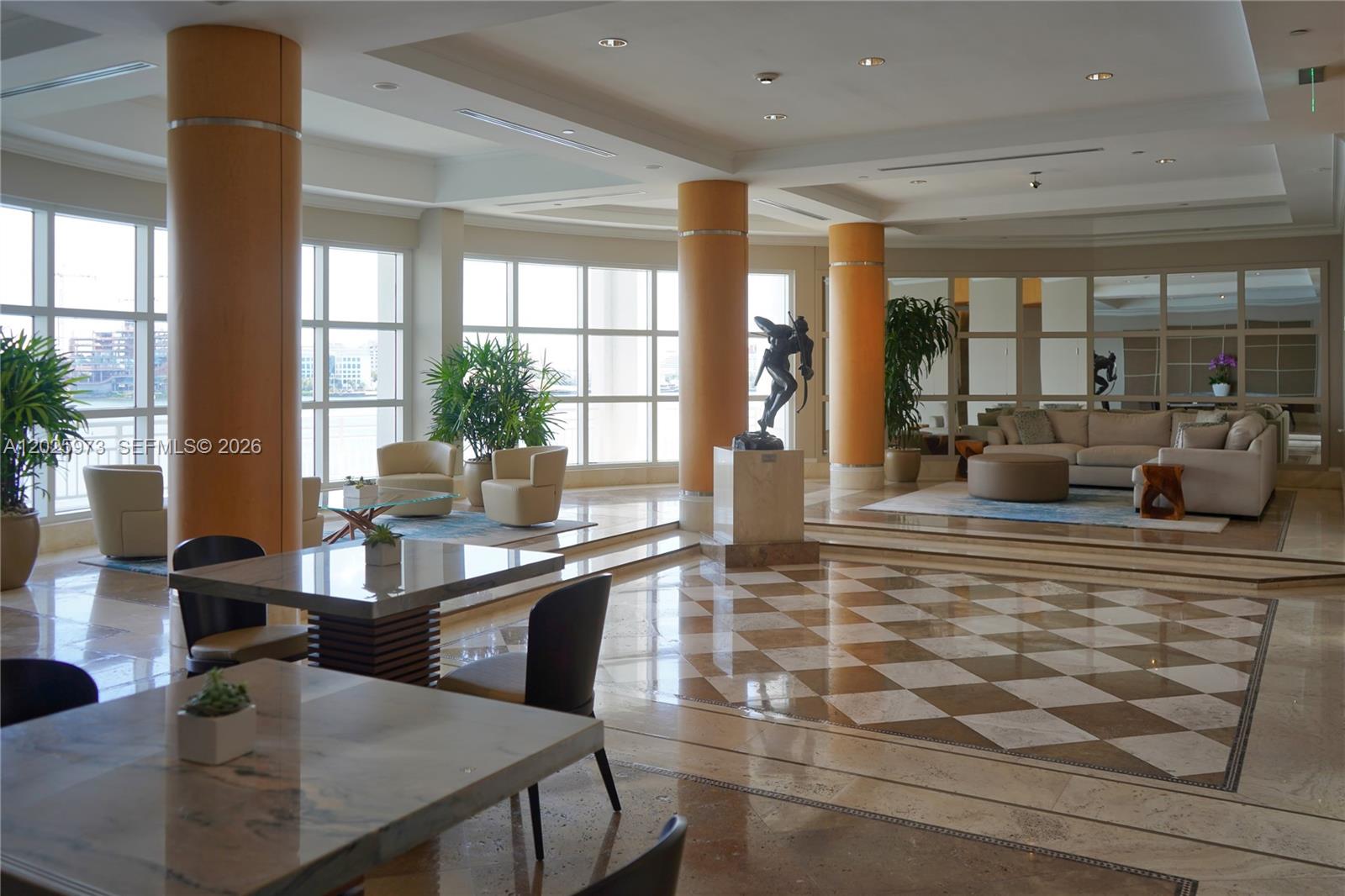 848 Brickell Key Dr #306, Miami FL 33131