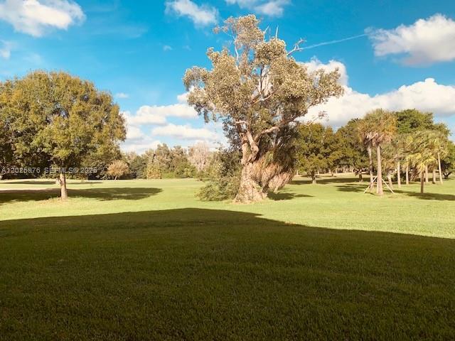 16171 Blatt Blvd #101, Weston FL 33326