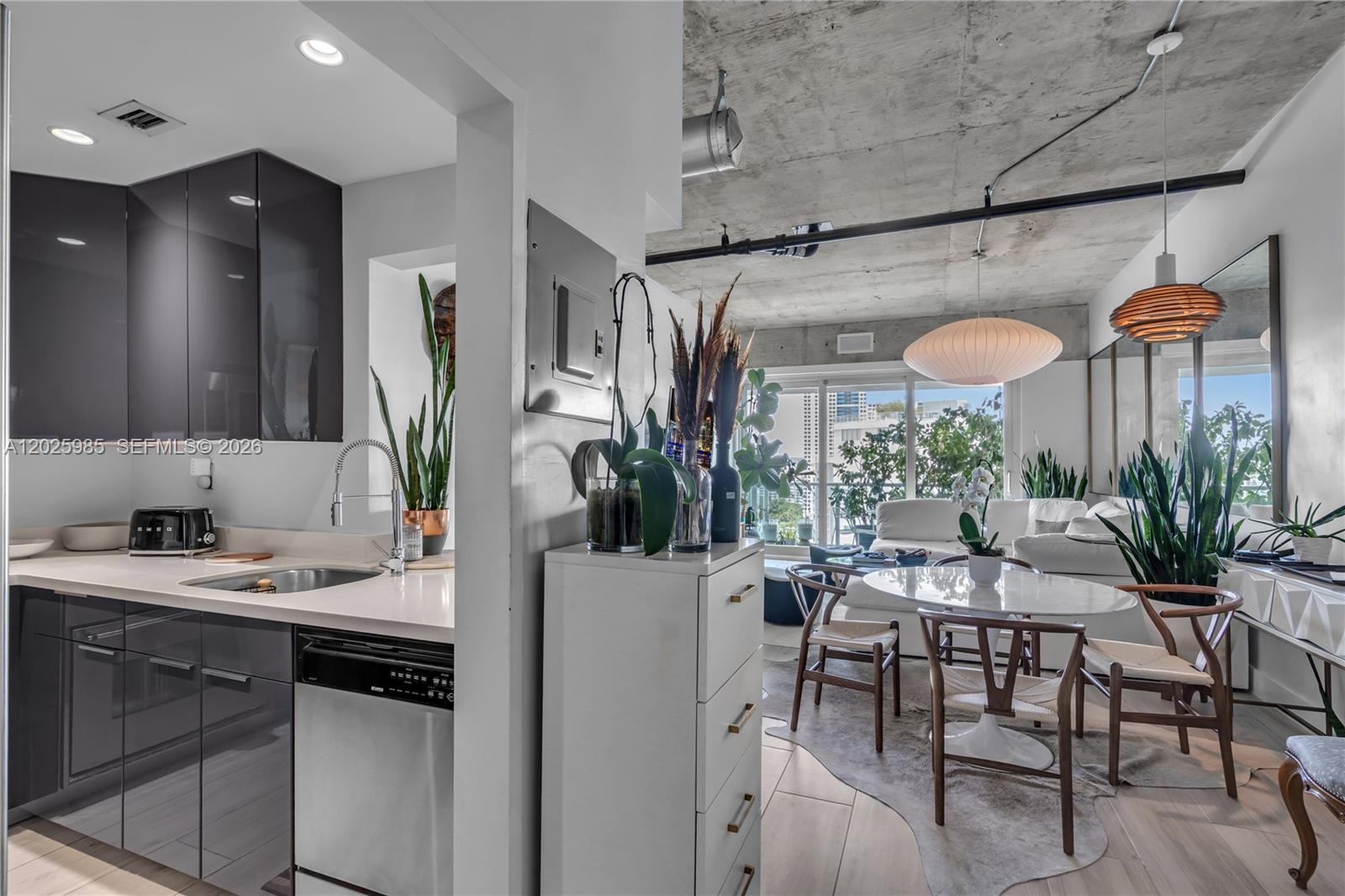 1000 West Ave #PH23, Miami Beach FL 33139
