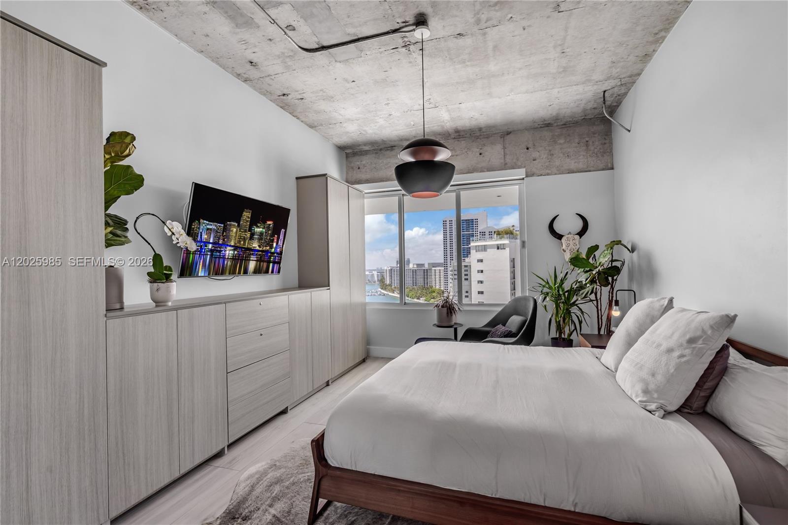 1000 West Ave #PH23, Miami Beach FL 33139
