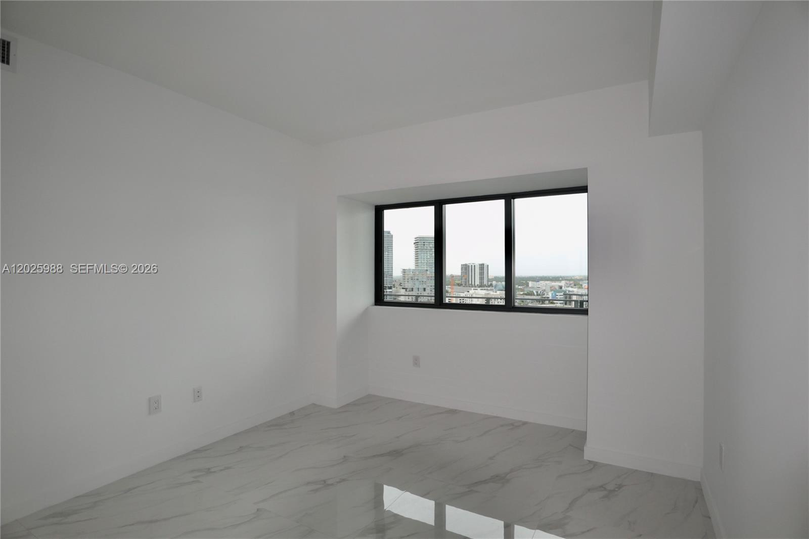 650 NE 32 #1605, Miami FL 33137