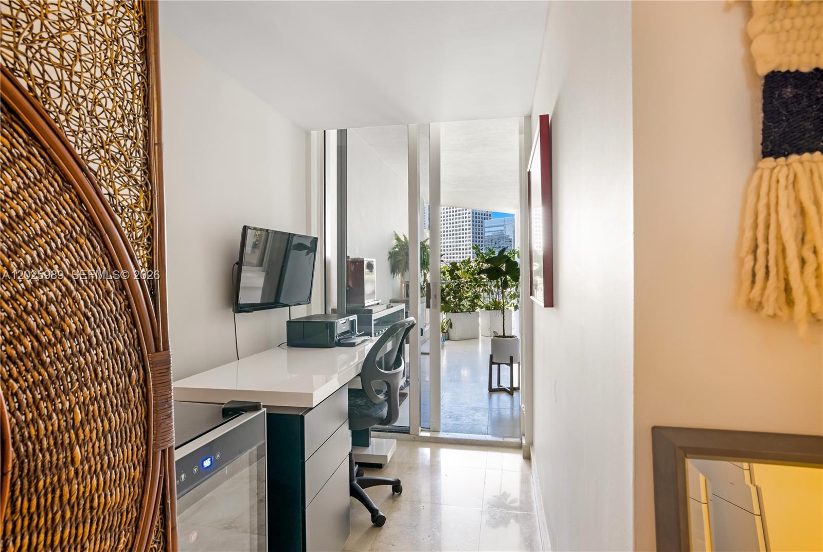 701 Brickell Key Blvd #512, Miami FL 33131