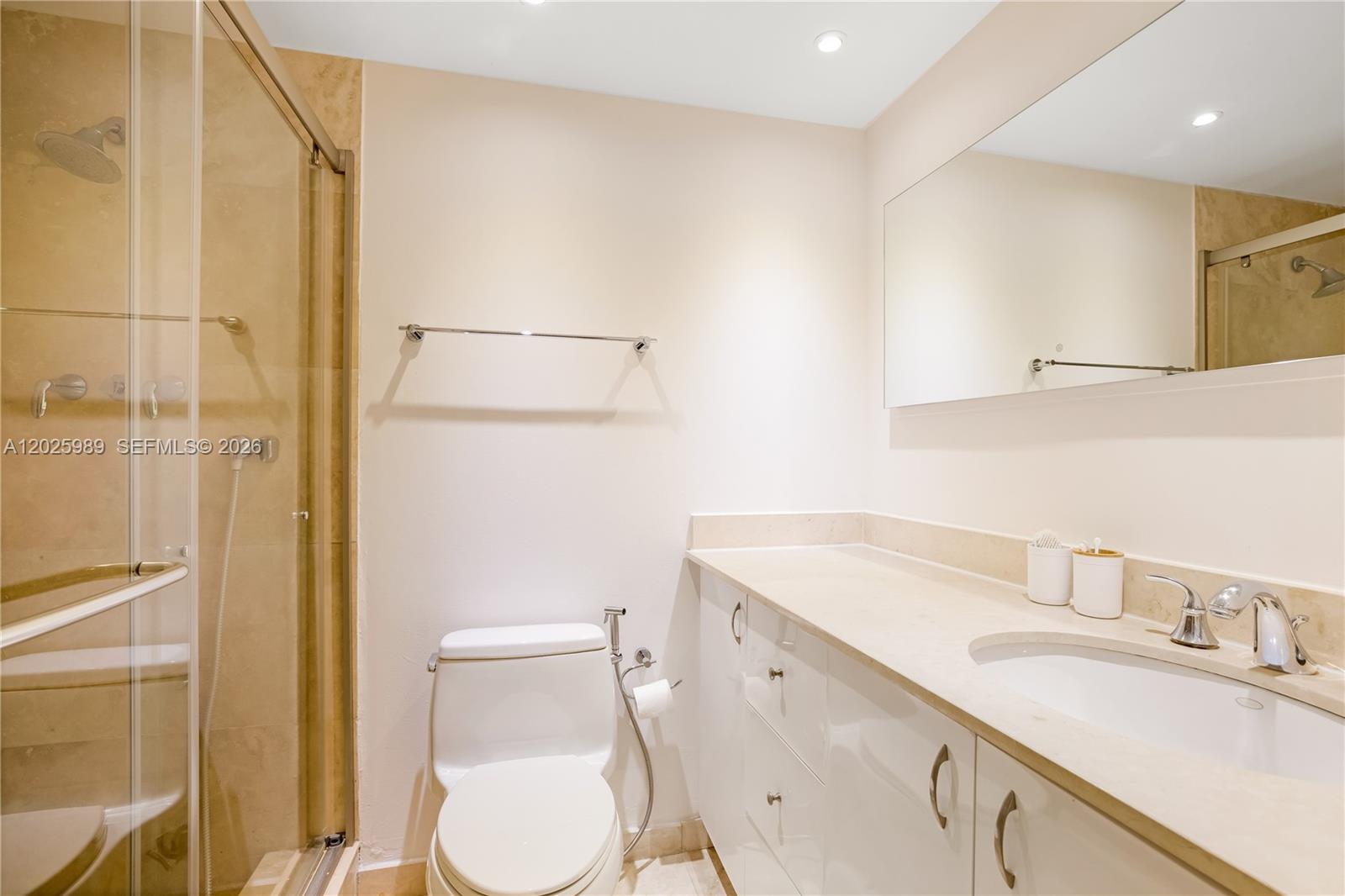 701 Brickell Key Blvd #512, Miami FL 33131