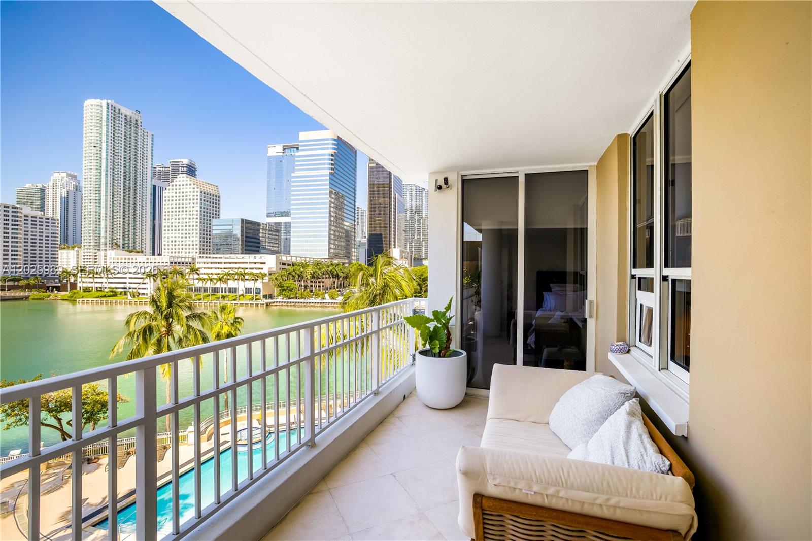 701 Brickell Key Blvd #512, Miami FL 33131