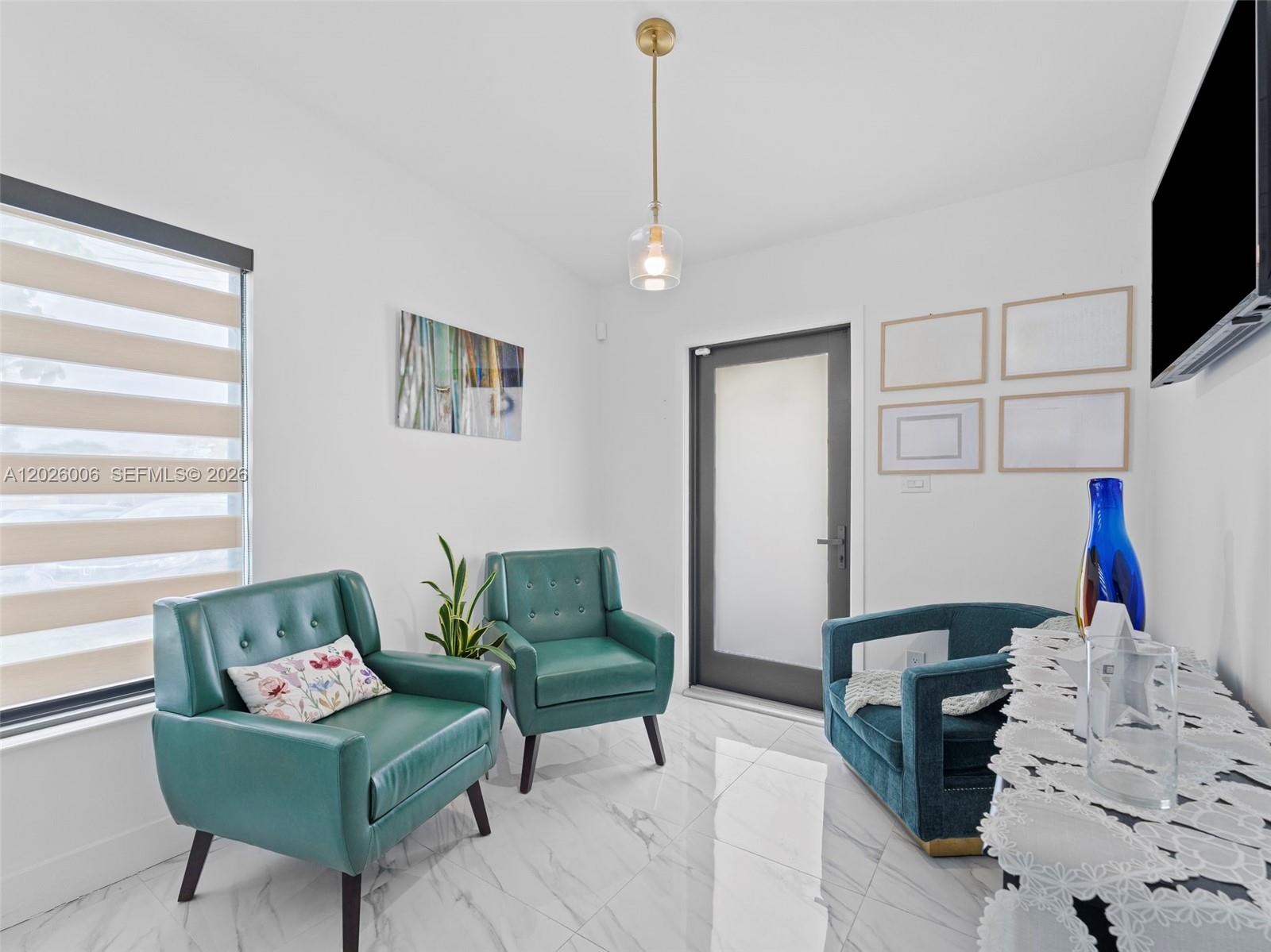 10700 SW 46th St, Miami FL 33165