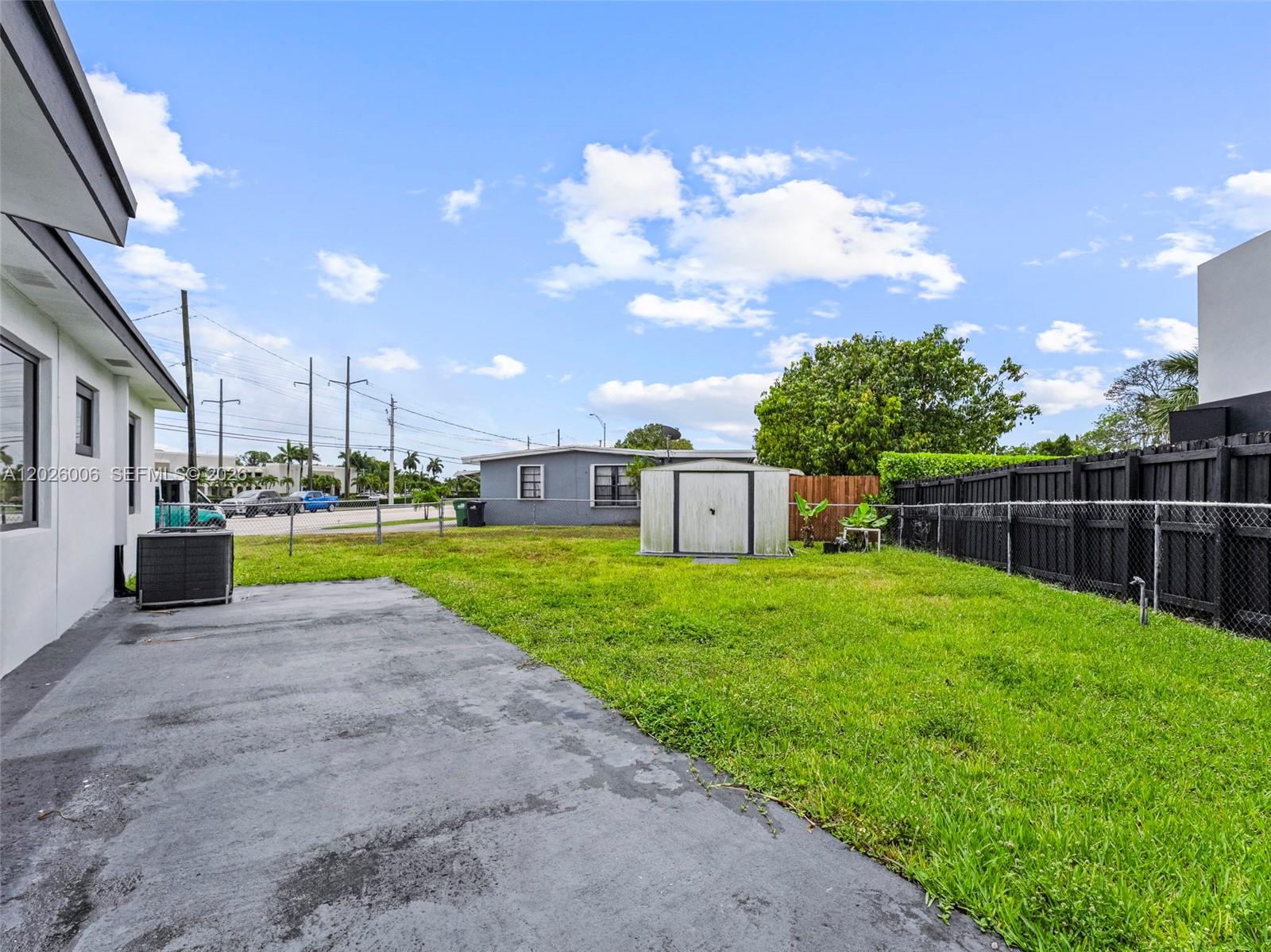 10700 SW 46th St, Miami FL 33165