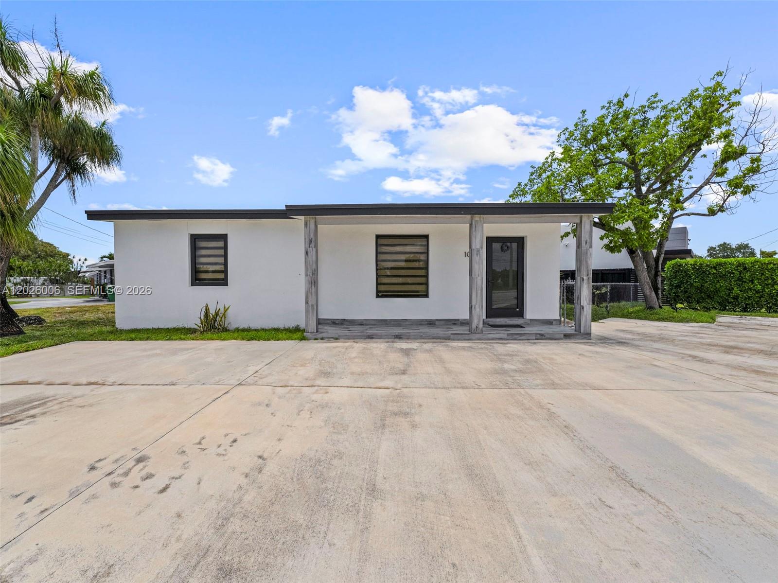 10700 SW 46th St, Miami FL 33165