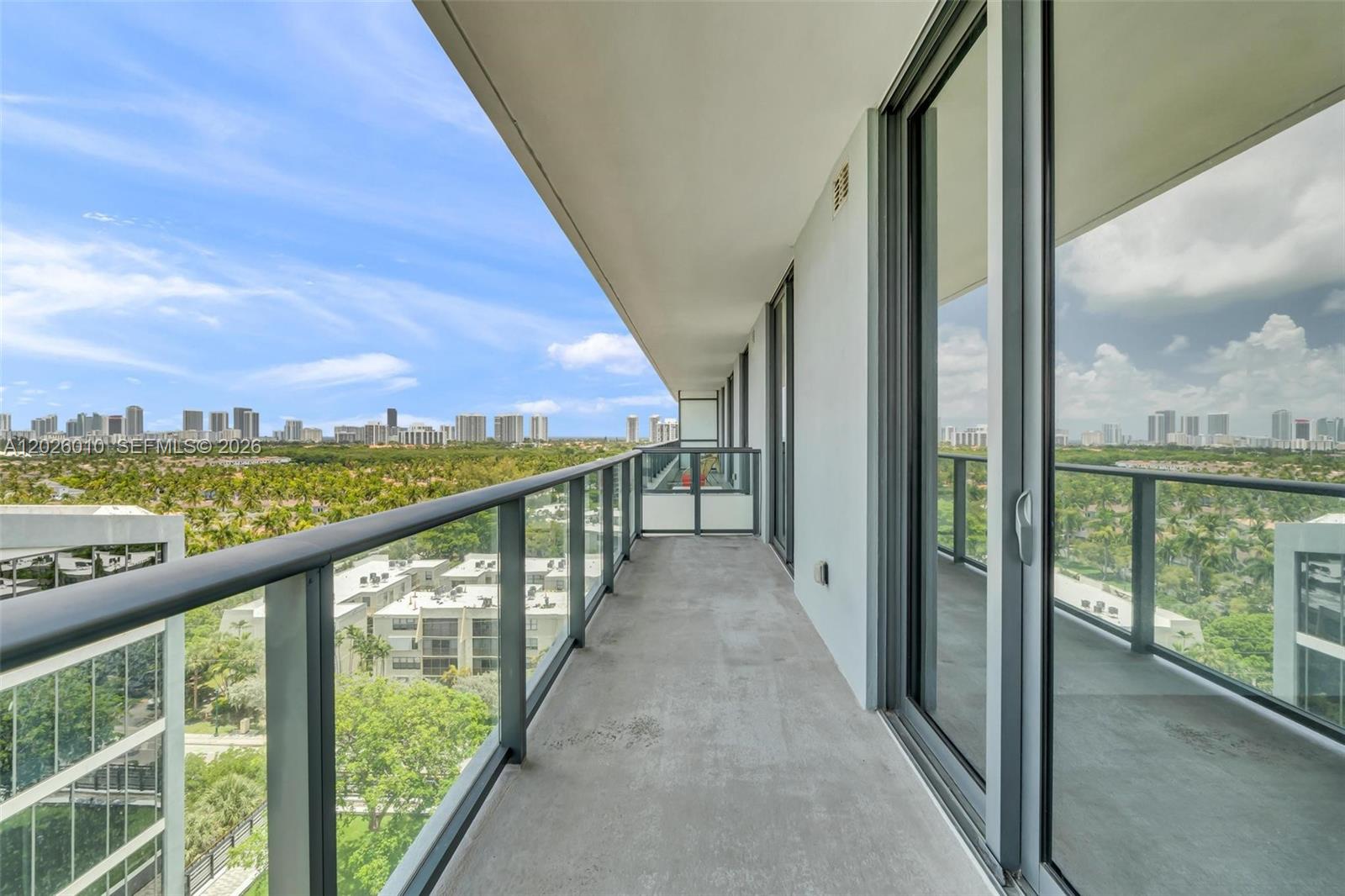 2960 NE 207th St #1108, Aventura FL 33180