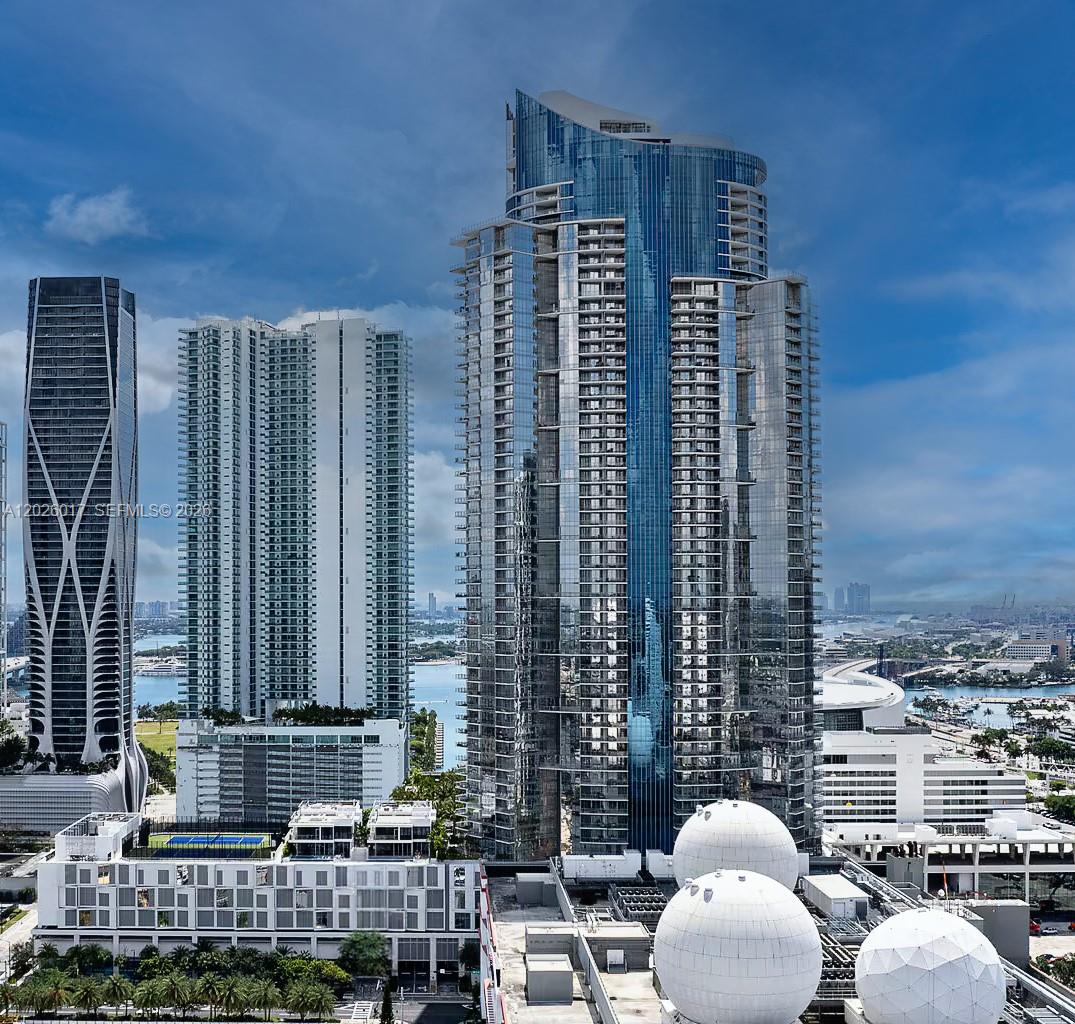 851 NE 1st Ave #4201, Miami FL 33132