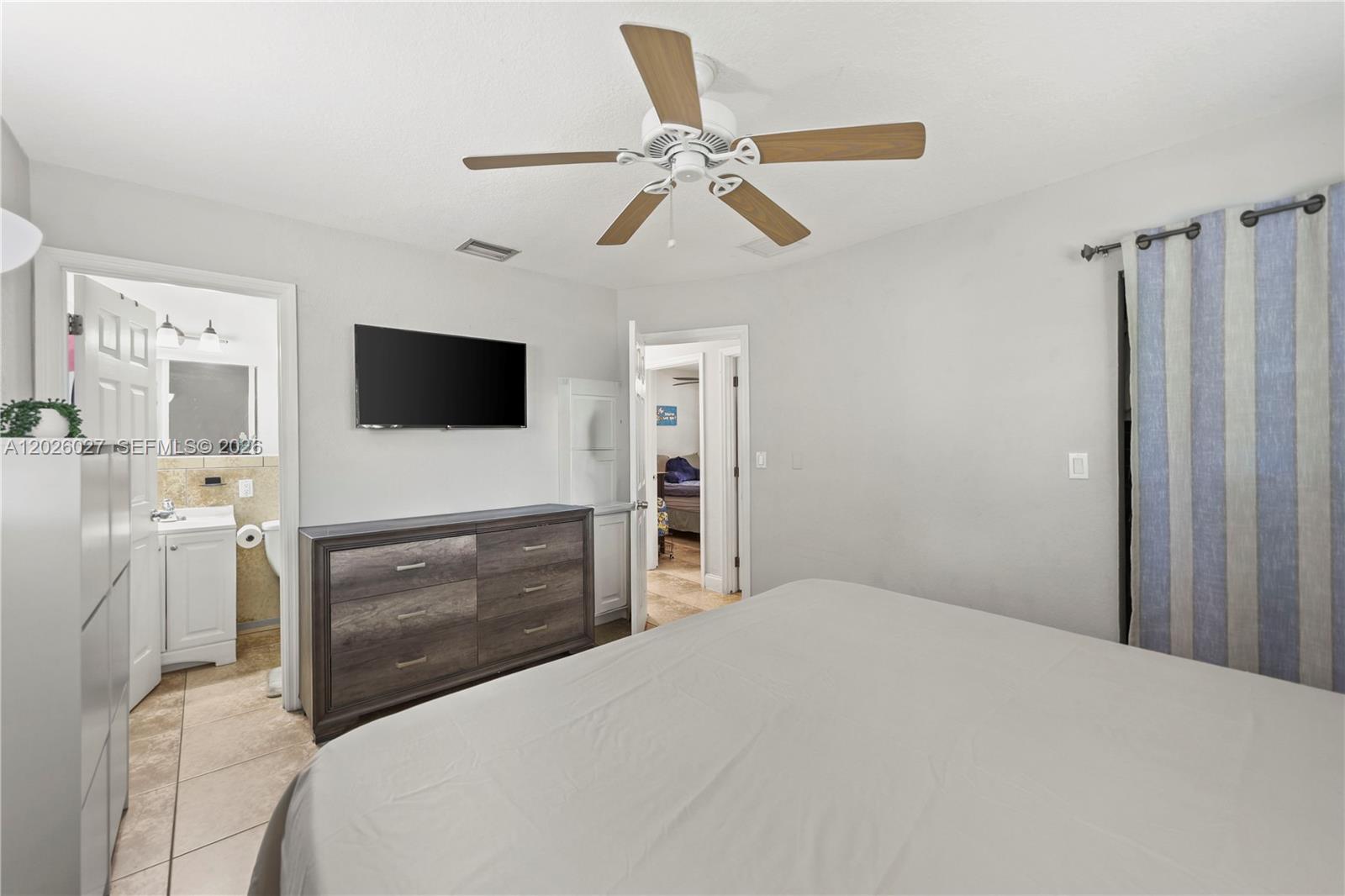 1611 SW 67th Ave, North Lauderdale FL 33068