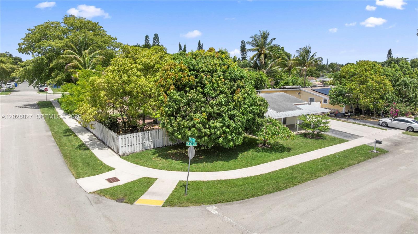 1611 SW 67th Ave, North Lauderdale FL 33068