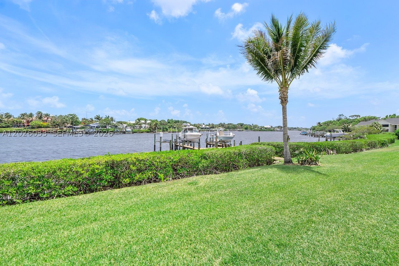10411 SE Terrapin Place #203, Jupiter FL 33469