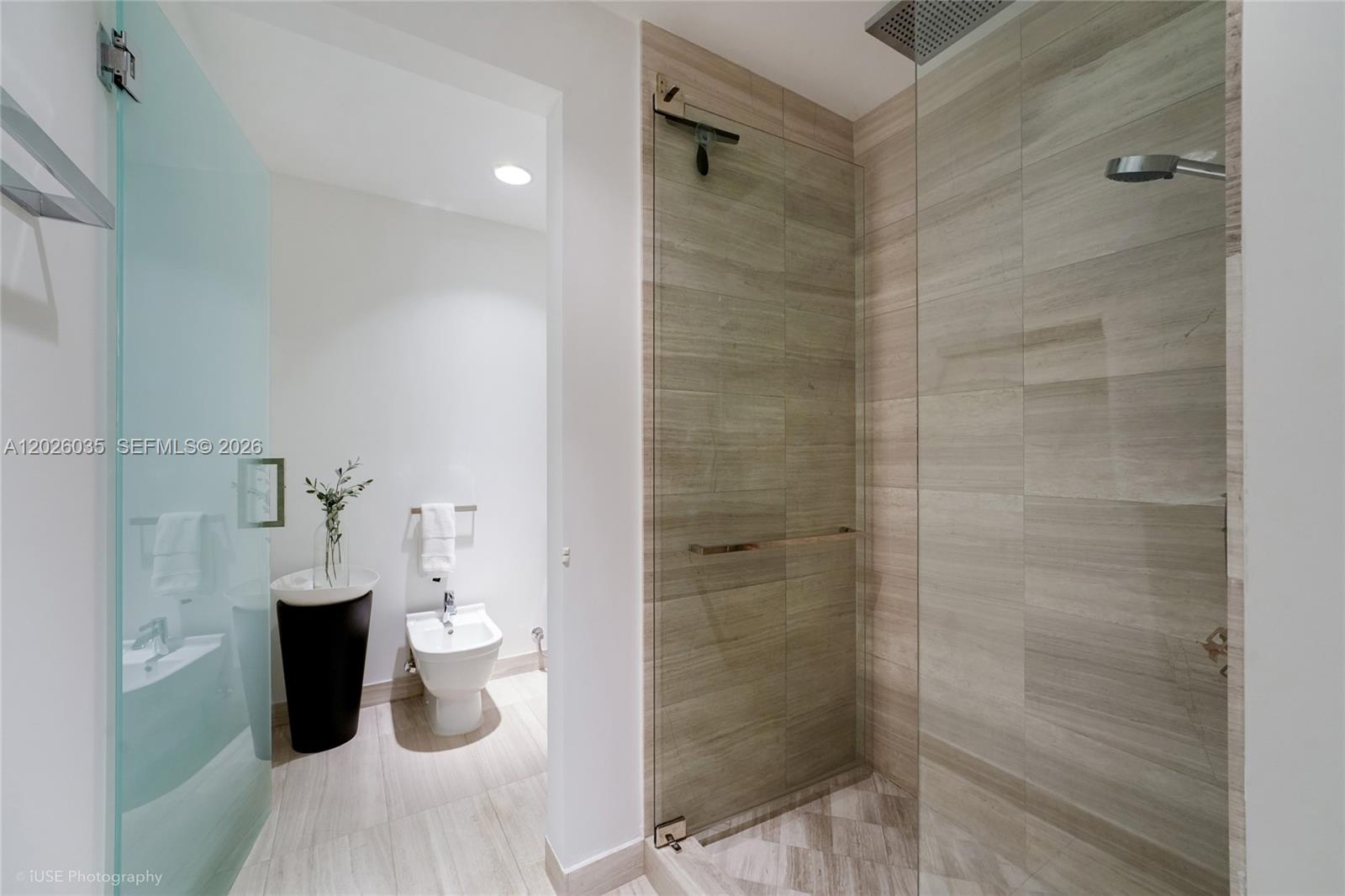 350 Ocean Dr #405N, Key Biscayne FL 33149