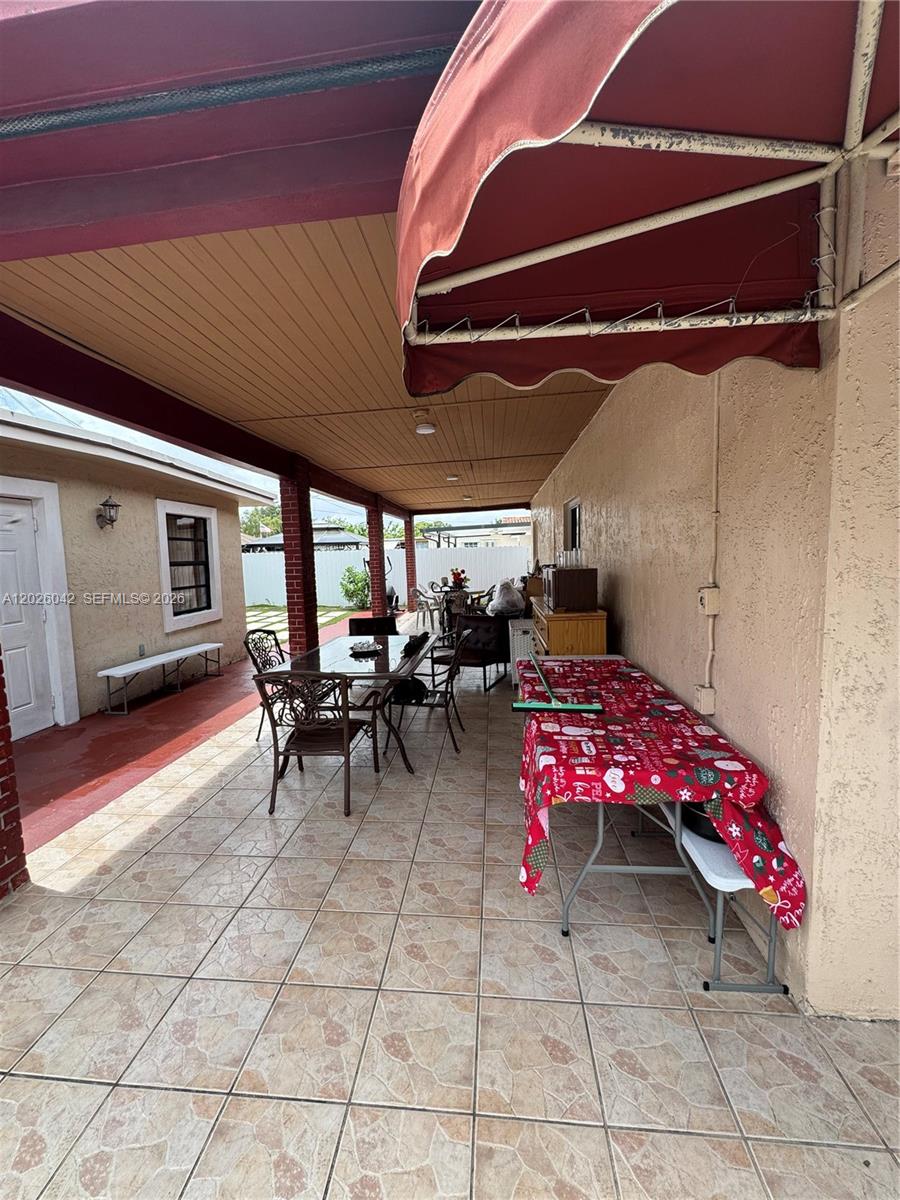 5551 E 4th Ave, Hialeah FL 33013