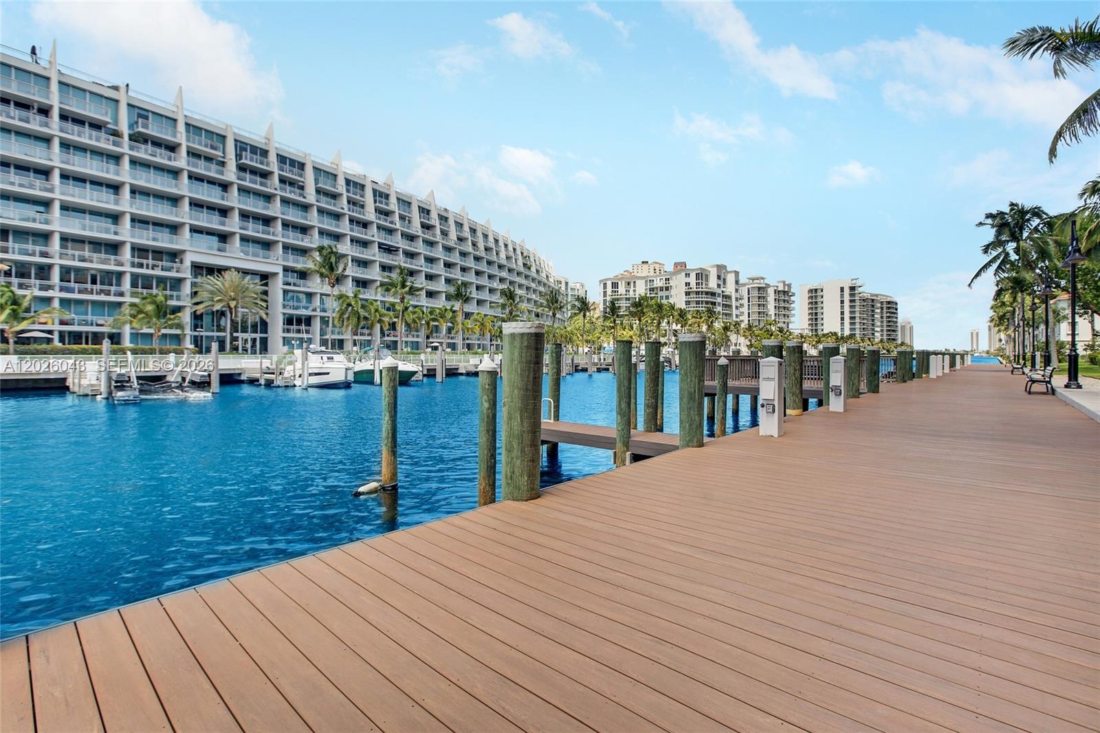 3001 NE 185th St #610, Aventura FL 33180