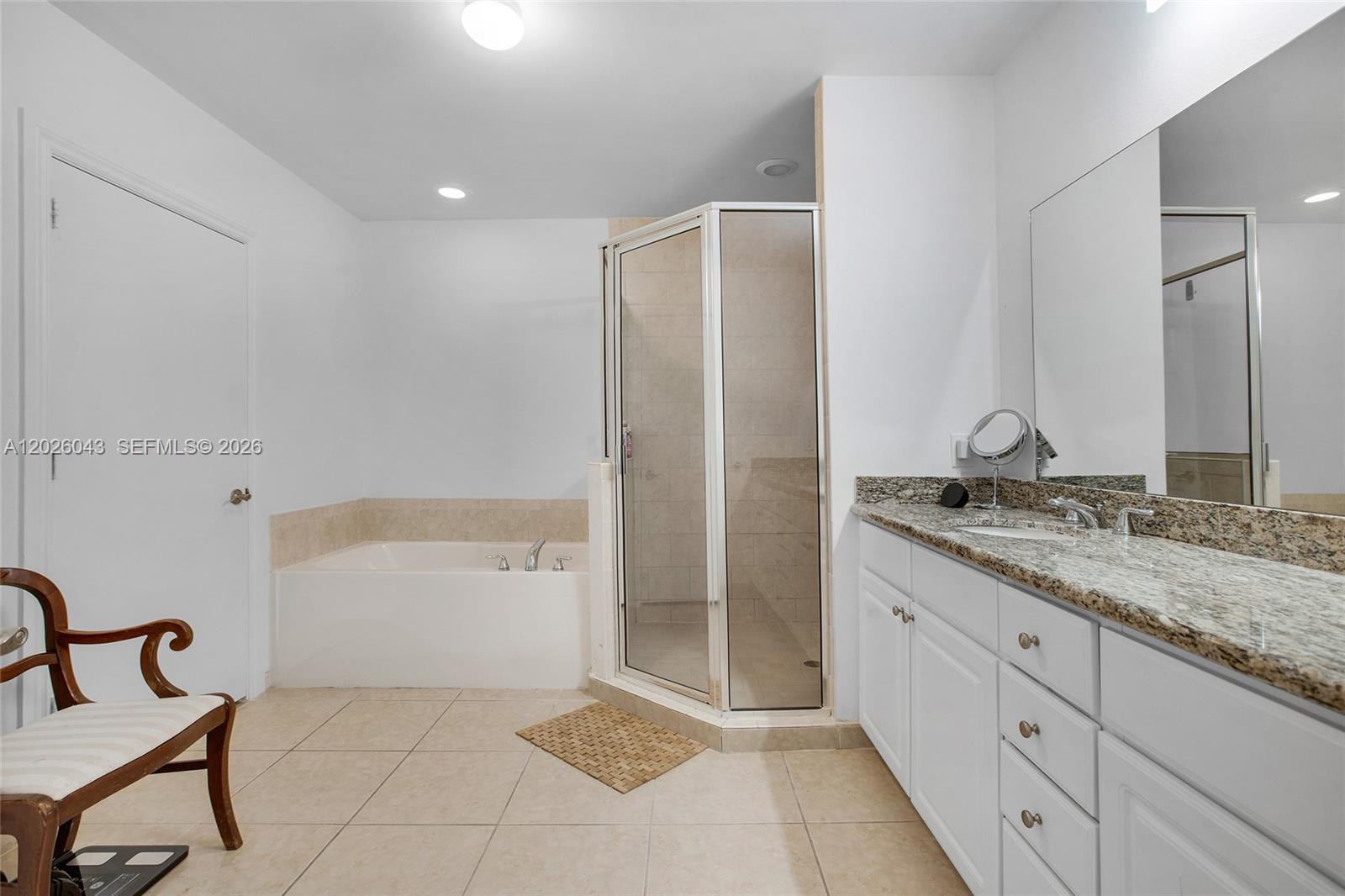 3001 NE 185th St #610, Aventura FL 33180