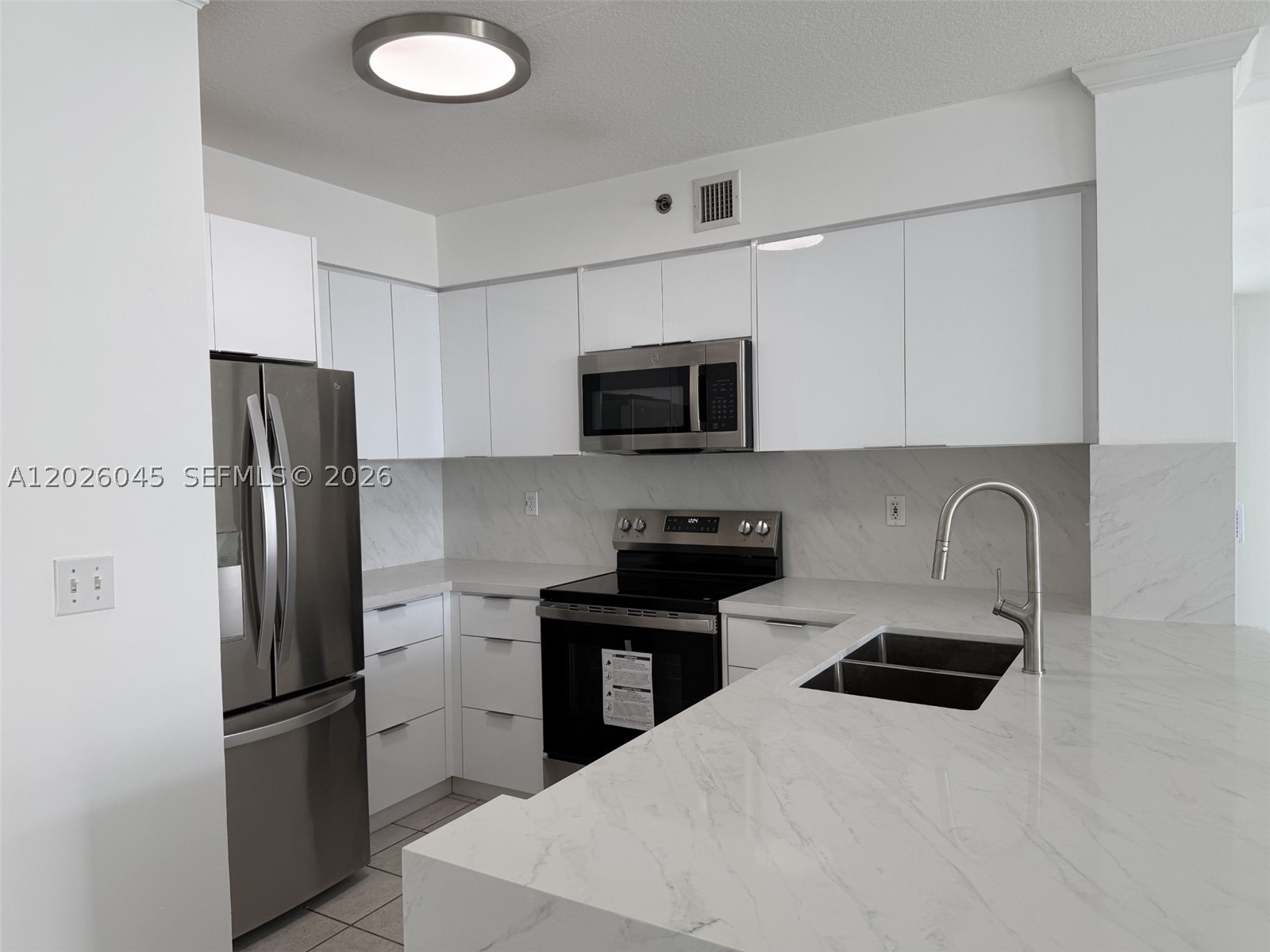 2665 SW 37th Ave #814, Miami FL 33133