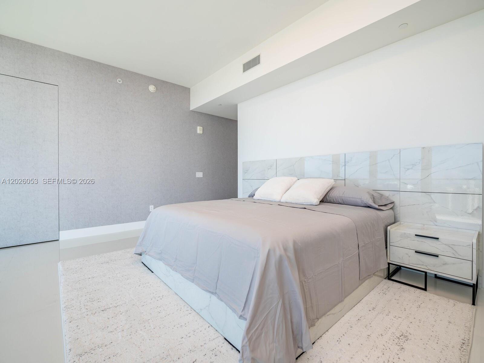 18975 Collins Ave #3105, Sunny Isles Beach FL 33160