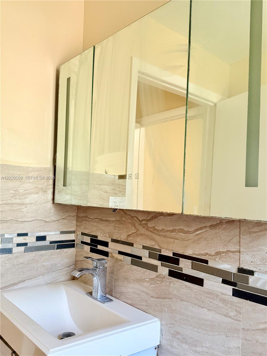 1251 NW 29th Ter #1, Miami FL 33142
