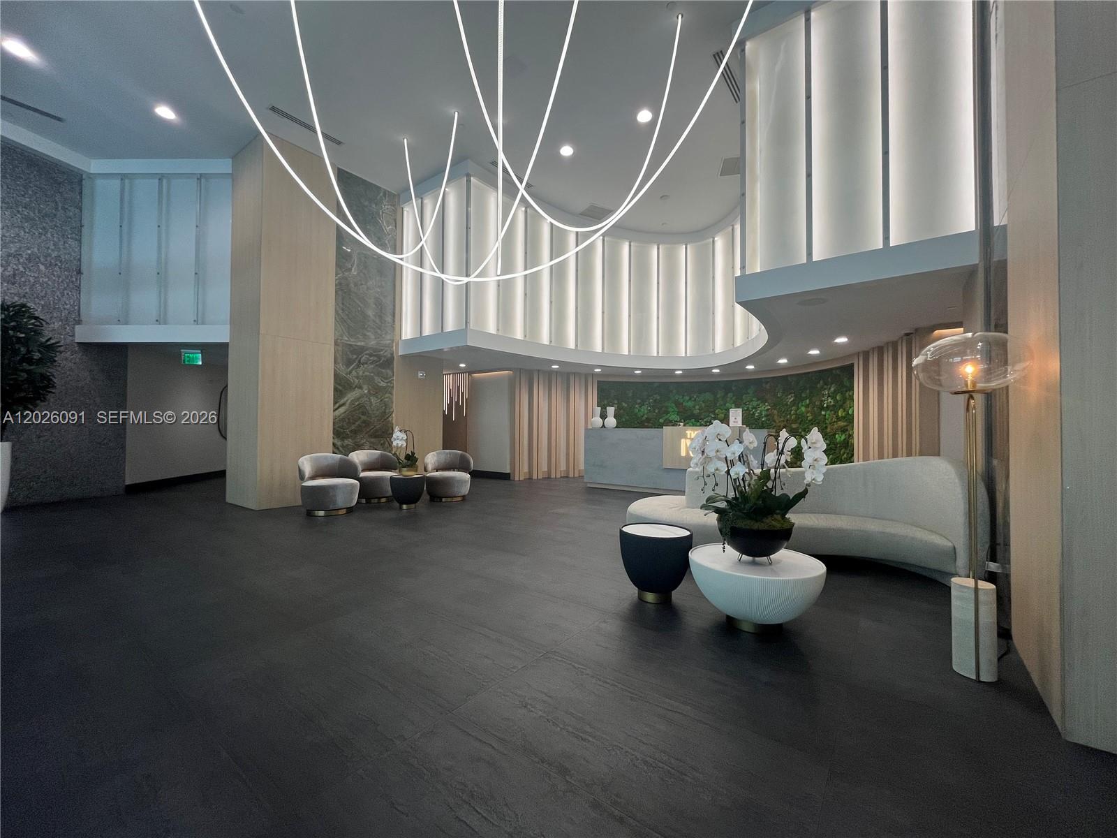 90 SW 3rd St #1705, Miami FL 33130