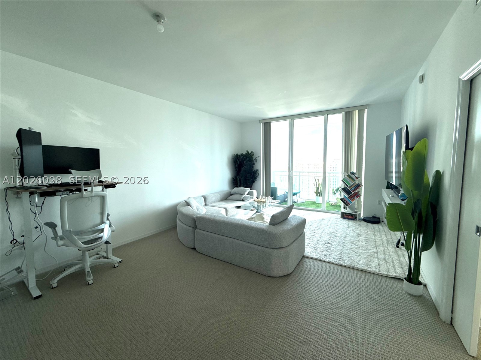 951 Brickell Ave #3703, Miami FL 33131