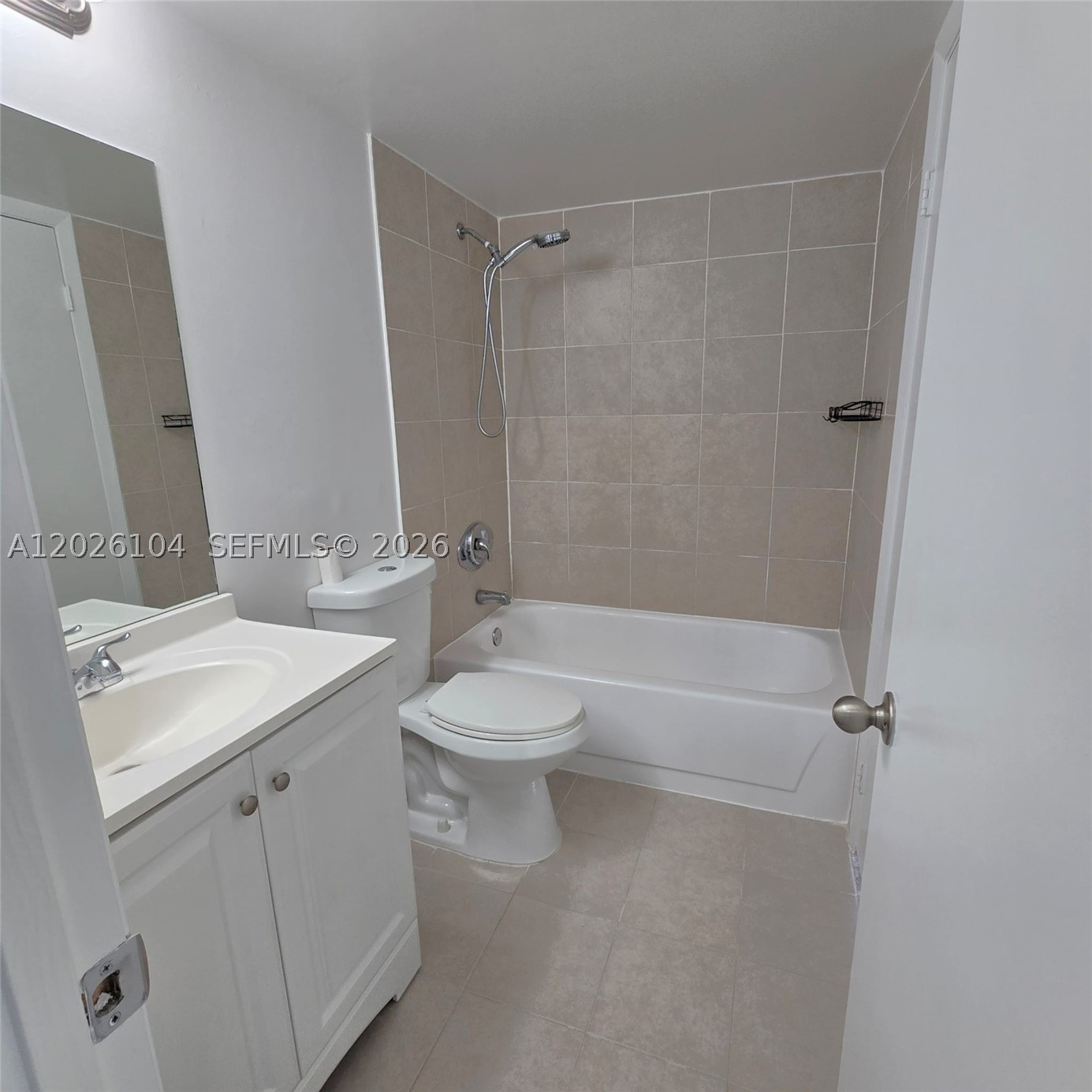 8600 SW 212th St #308, Cutler Bay FL 33189