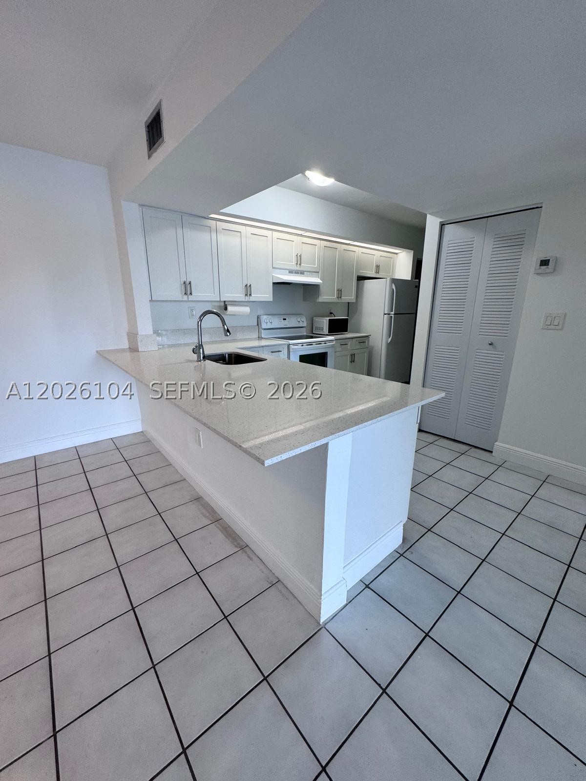 8600 SW 212th St #308, Cutler Bay FL 33189