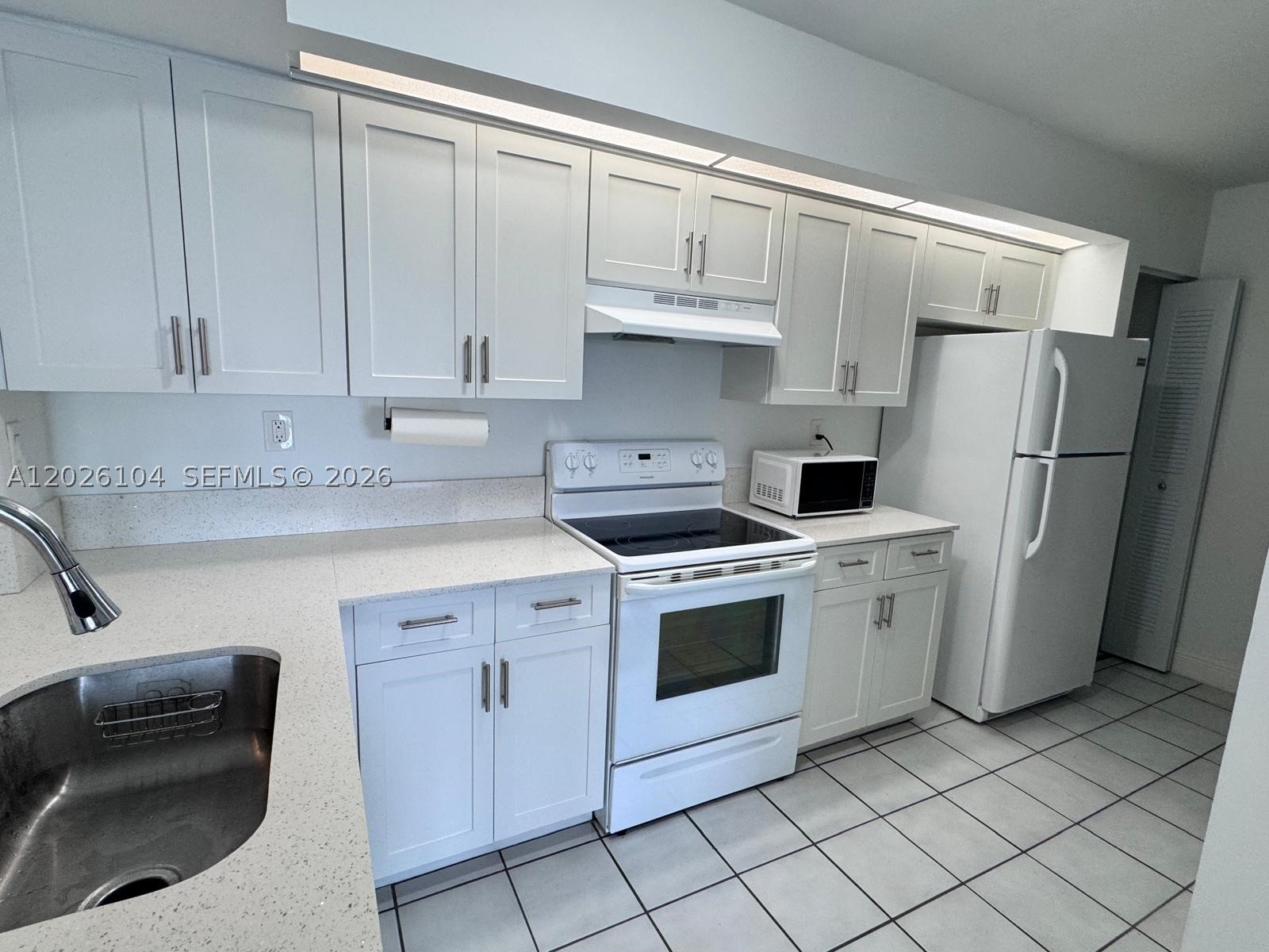 8600 SW 212th St #308, Cutler Bay FL 33189
