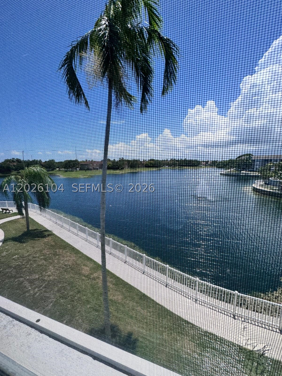 8600 SW 212th St #308, Cutler Bay FL 33189