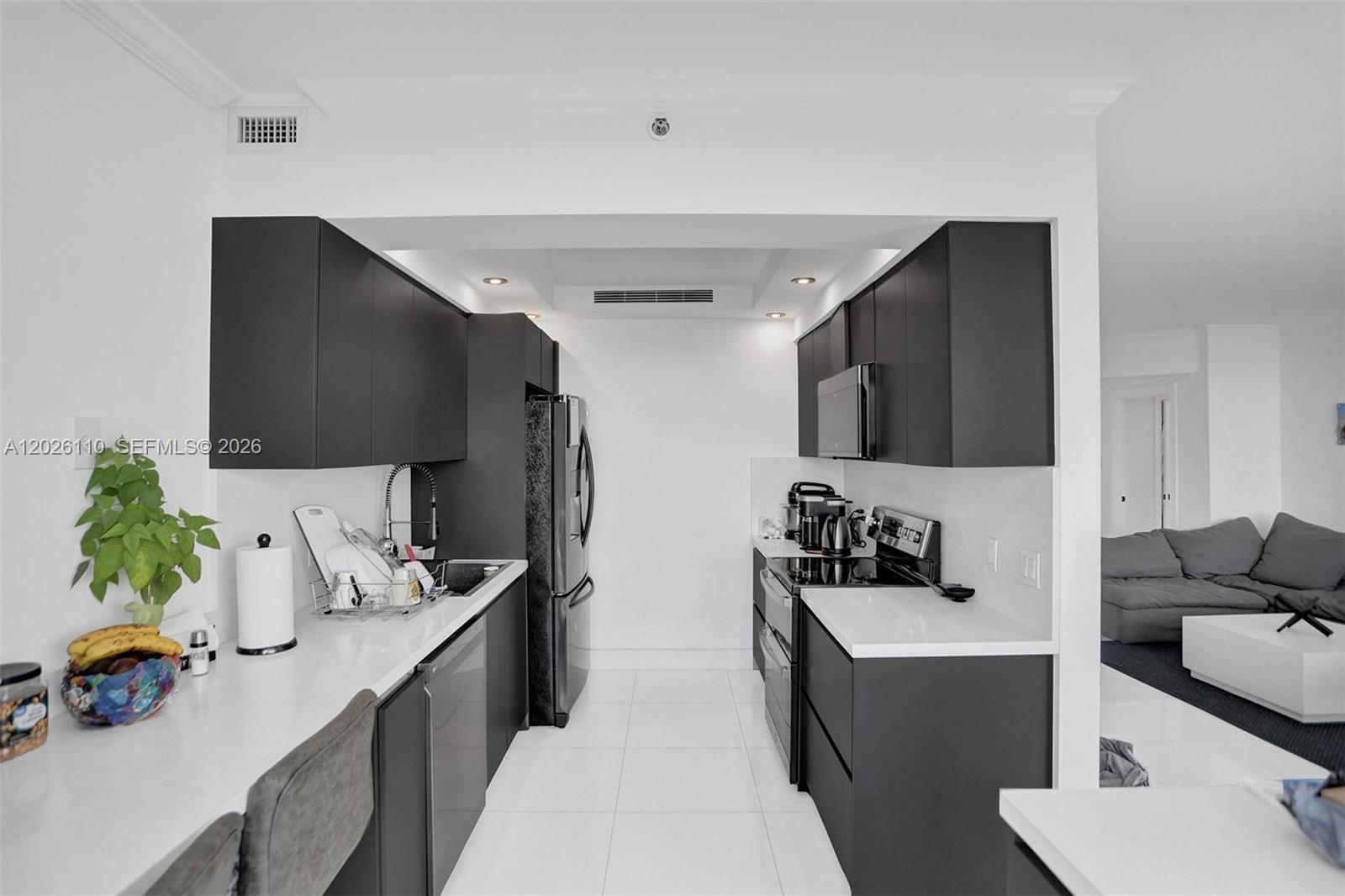 2000 Island Blvd #1108, Aventura FL 33160