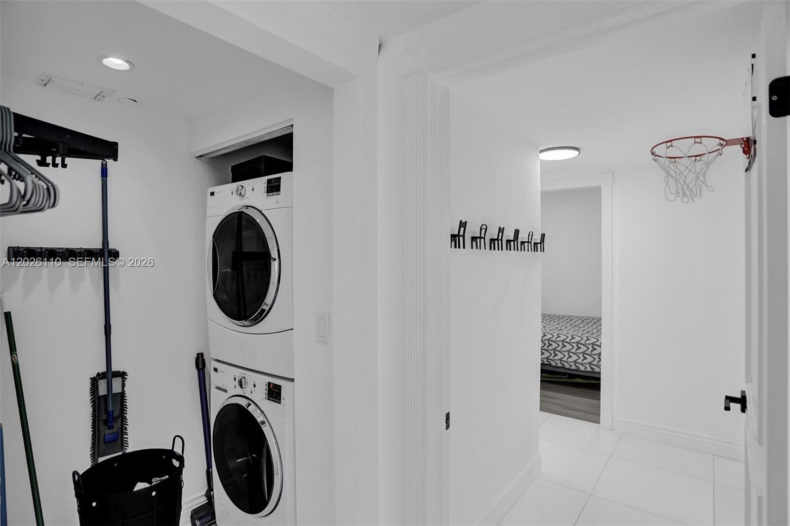 2000 Island Blvd #1108, Aventura FL 33160