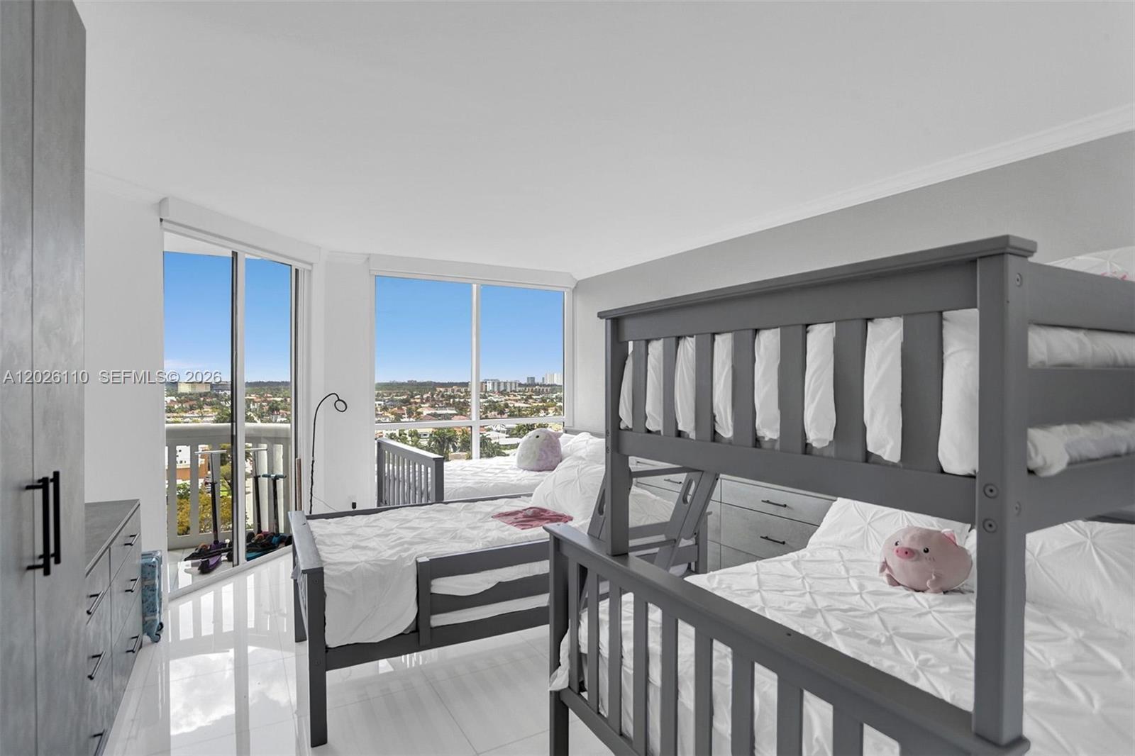 2000 Island Blvd #1108, Aventura FL 33160