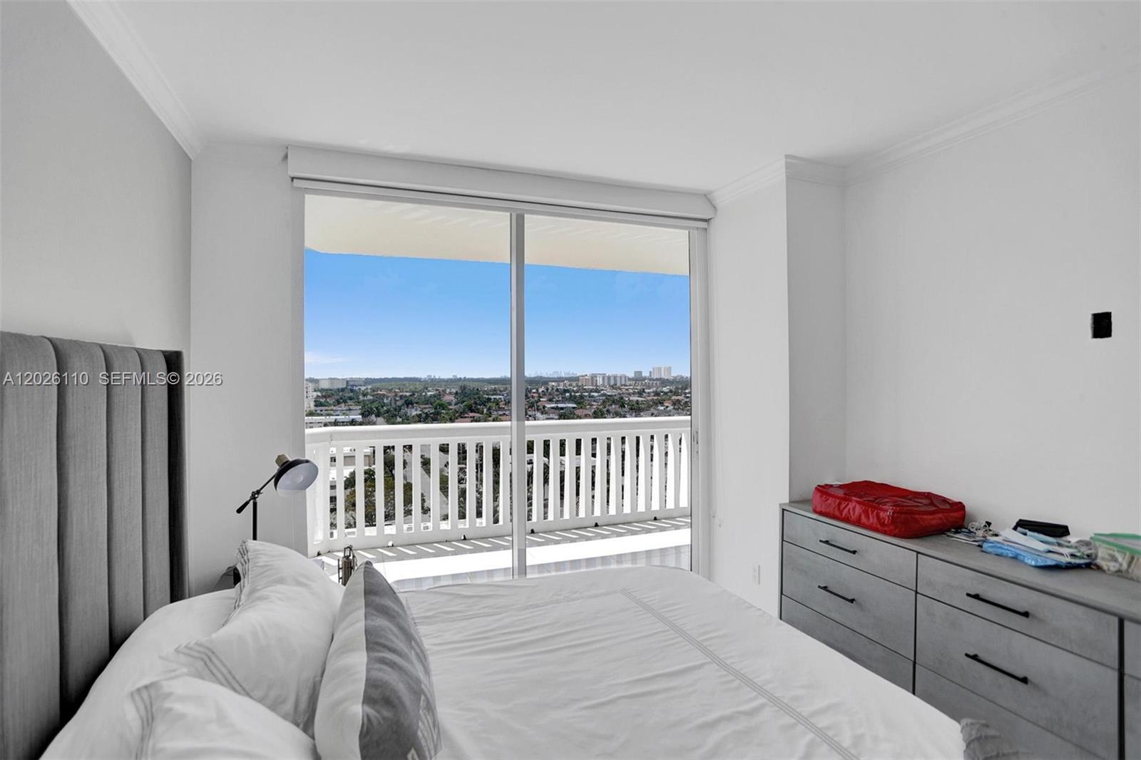 2000 Island Blvd #1108, Aventura FL 33160