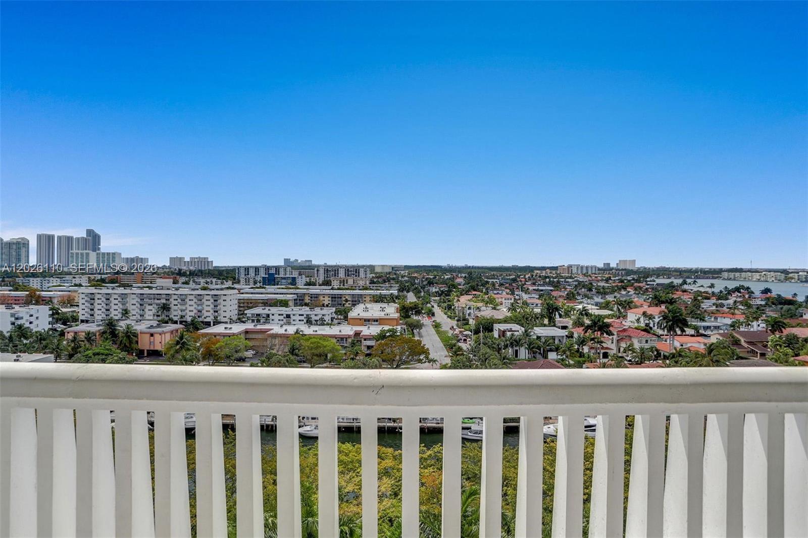 2000 Island Blvd #1108, Aventura FL 33160