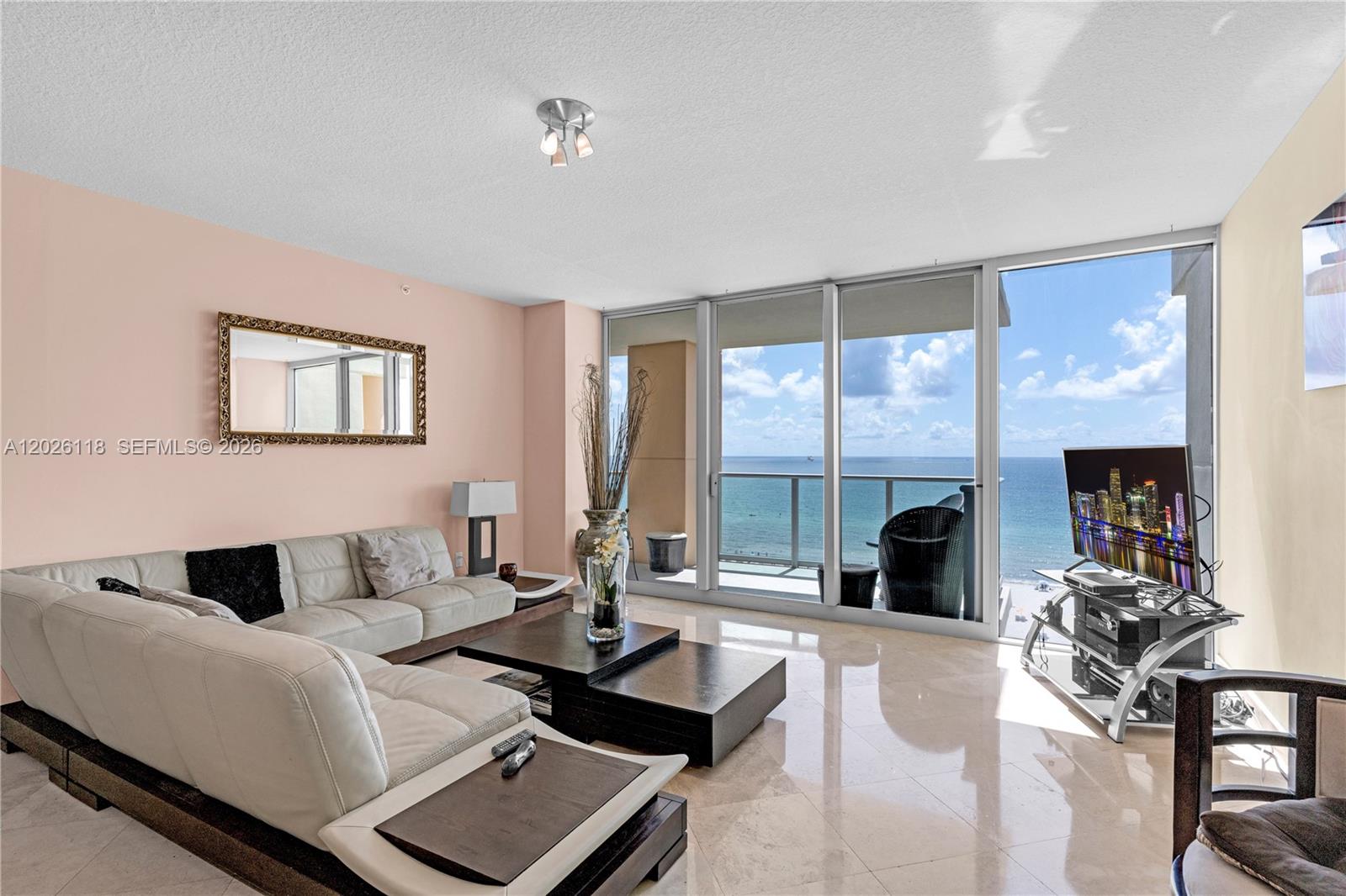 1455 Ocean Dr #1106, Miami Beach FL 33139