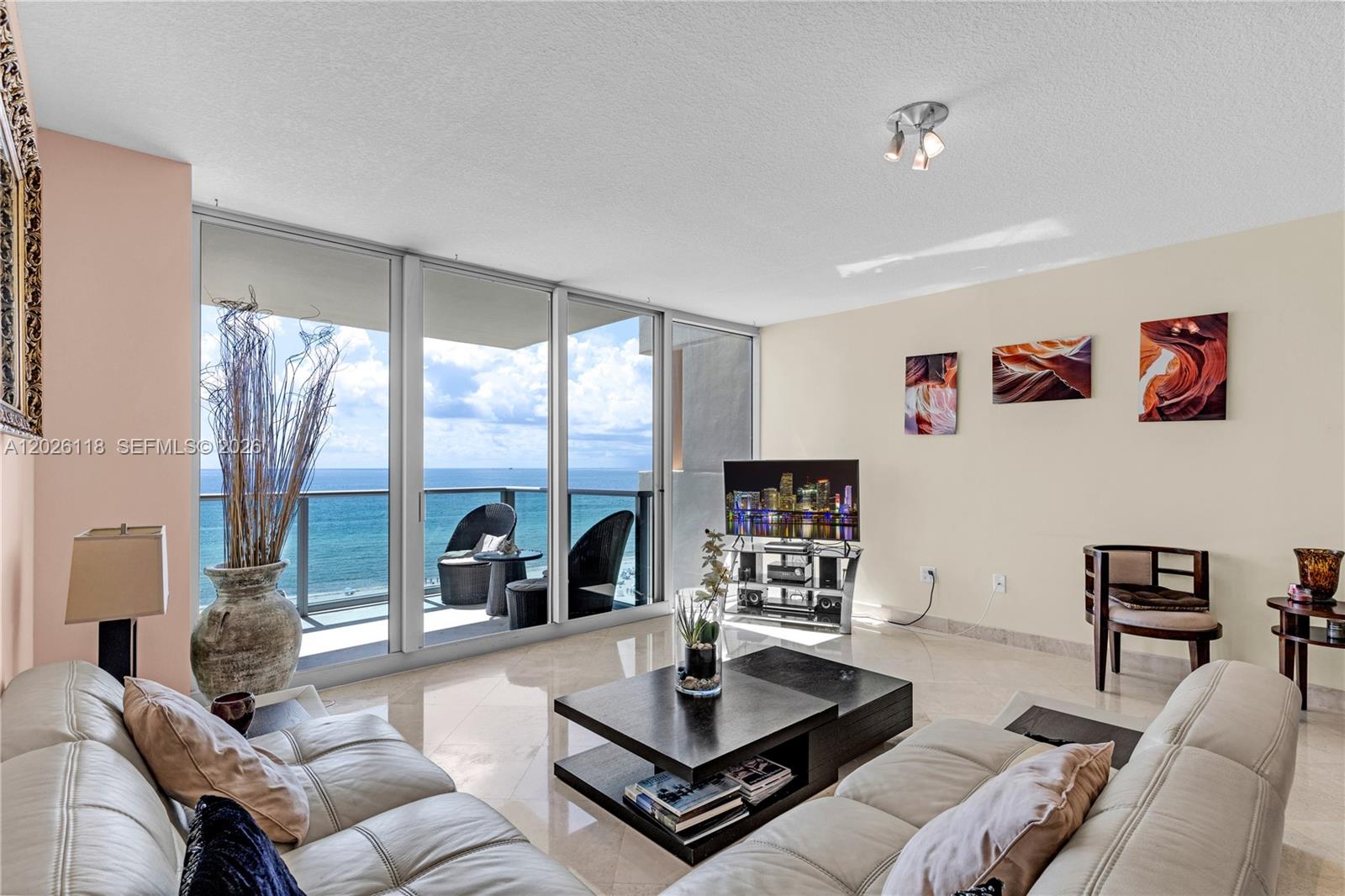 1455 Ocean Dr #1106, Miami Beach FL 33139