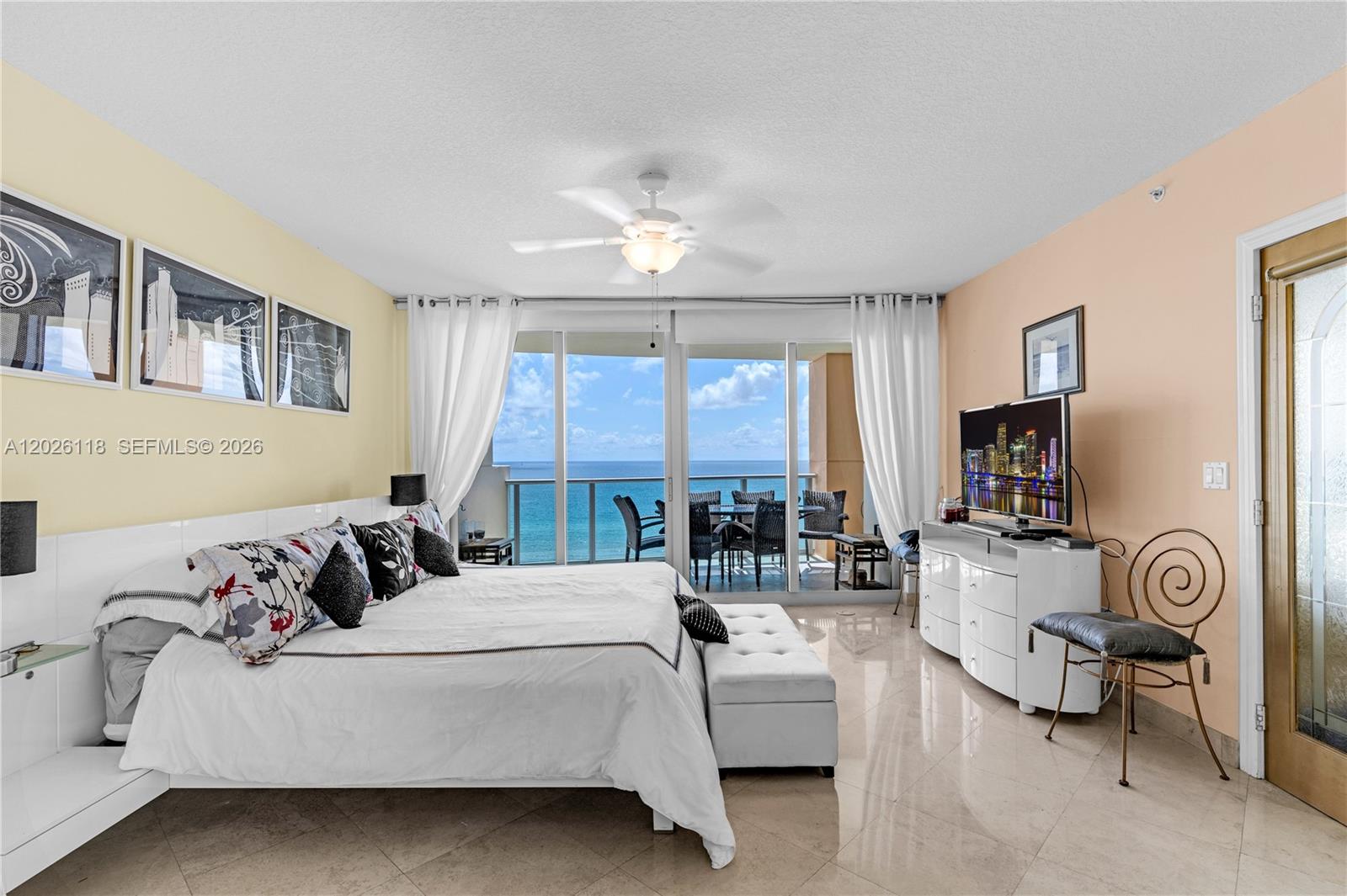 1455 Ocean Dr #1106, Miami Beach FL 33139