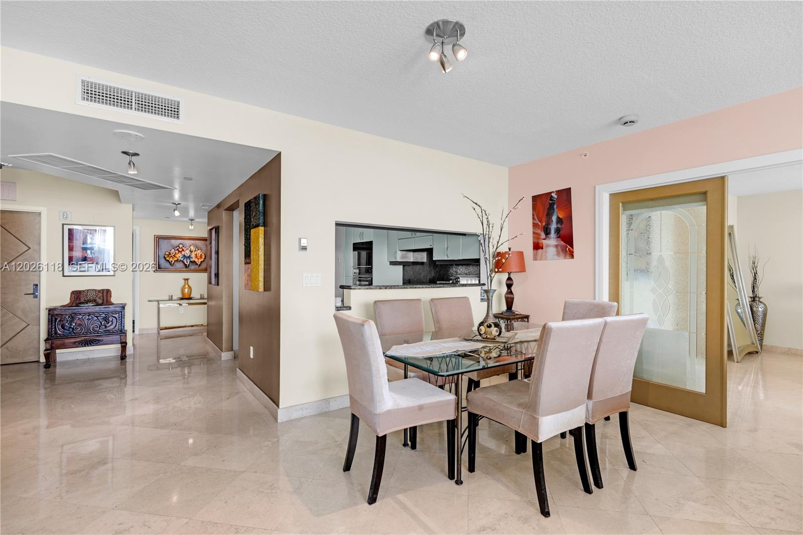 1455 Ocean Dr #1106, Miami Beach FL 33139